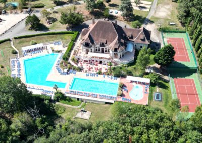 Vakantiepark Chateau Cazaleres Zuiid Frankrijk